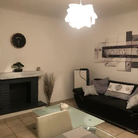Siana Apartment *